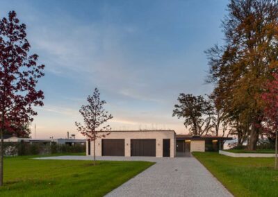 Villa mit Seeanstoss, Haueter Real Estate AG